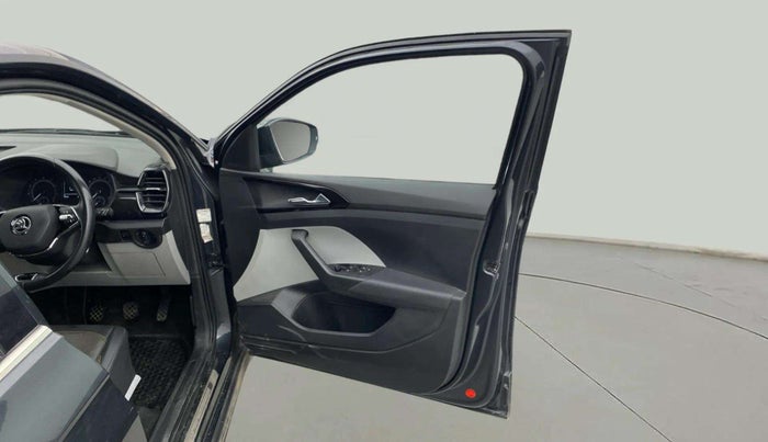 2021 Skoda KUSHAQ STYLE 1.5L TSI MT, Petrol, Manual, 43,437 km, RHS Front Door