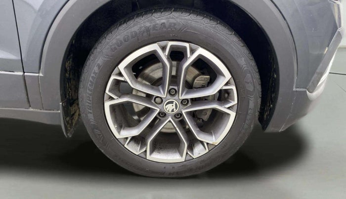 2021 Skoda KUSHAQ STYLE 1.5L TSI MT, Petrol, Manual, 43,437 km, Right Front Wheel