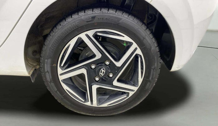 2023 Hyundai GRAND I10 NIOS ASTA AMT 1.2 KAPPA VTVT, Petrol, Automatic, 64,765 km, Left Rear Wheel