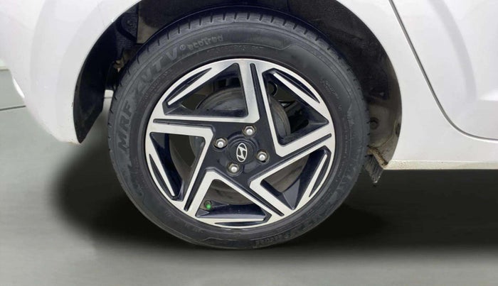 2023 Hyundai GRAND I10 NIOS ASTA AMT 1.2 KAPPA VTVT, Petrol, Automatic, 64,765 km, Right Rear Wheel