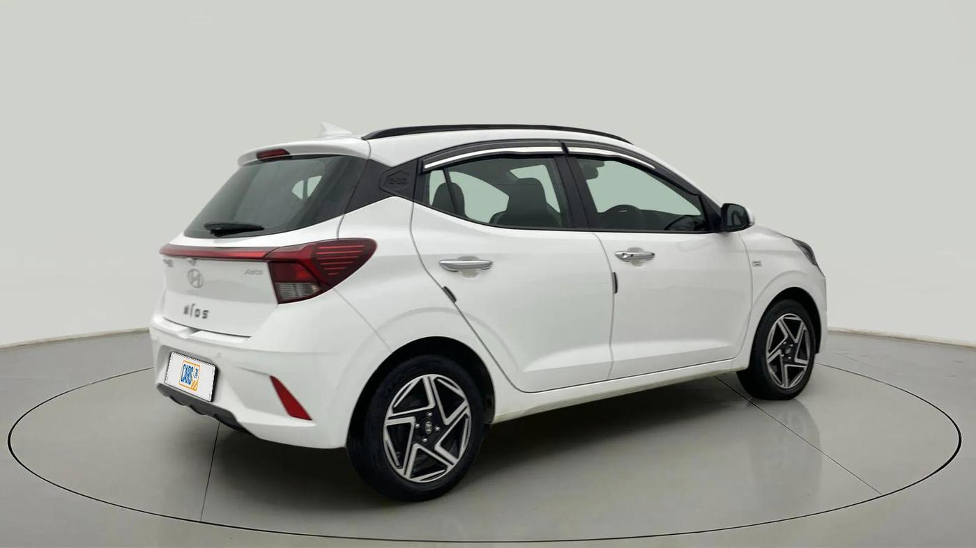 2023 Hyundai GRAND I10 NIOS ASTA AMT 1.2 KAPPA VTVT, Petrol, Automatic, 64,850 km, Right Back Diagonal