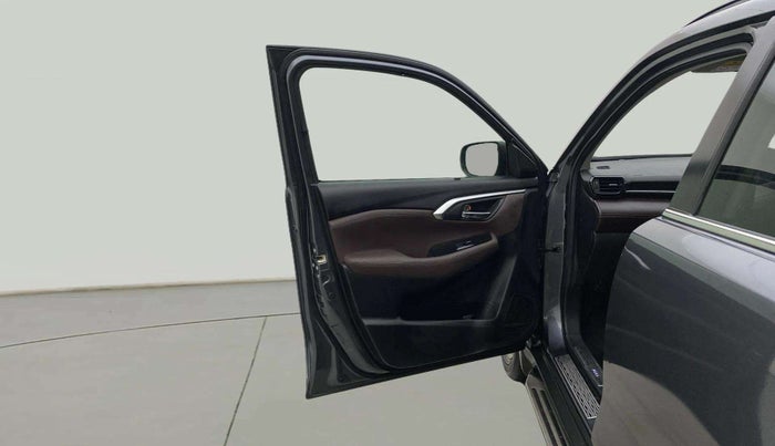 2022 Maruti Grand Vitara ALPHA SMART HYBRID, Petrol, Manual, 98,738 km, LHS Front Door