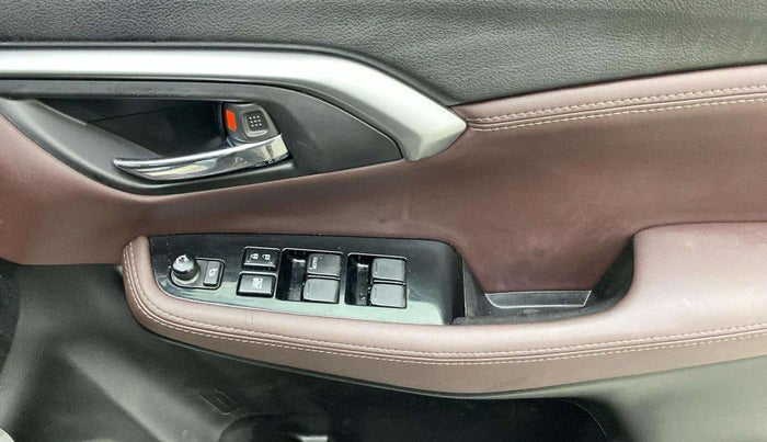 2022 Maruti Grand Vitara ALPHA SMART HYBRID, Petrol, Manual, 98,738 km, Driver Side Door Panels Control