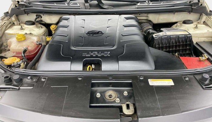 2018 Mahindra XUV500 W9, Diesel, Manual, 76,768 km, Engine View