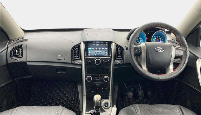 2018 Mahindra XUV500 W9, Diesel, Manual, 76,768 km, Dashboard