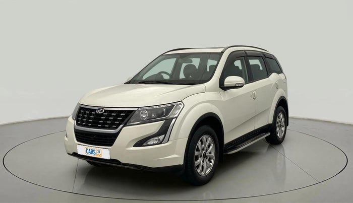 2018 Mahindra XUV500 W9, Diesel, Manual, 76,768 km, Left Front Diagonal