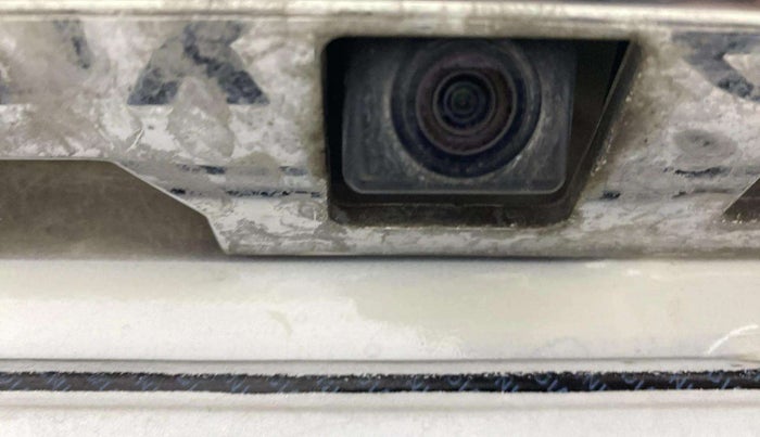 2018 Mahindra XUV500 W9, Diesel, Manual, 76,768 km, Parking Camera