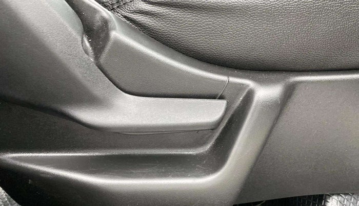 2020 Maruti New Wagon-R VXI 1.0, Petrol, Manual, 22,901 km, Driver Side Adjustment Panel