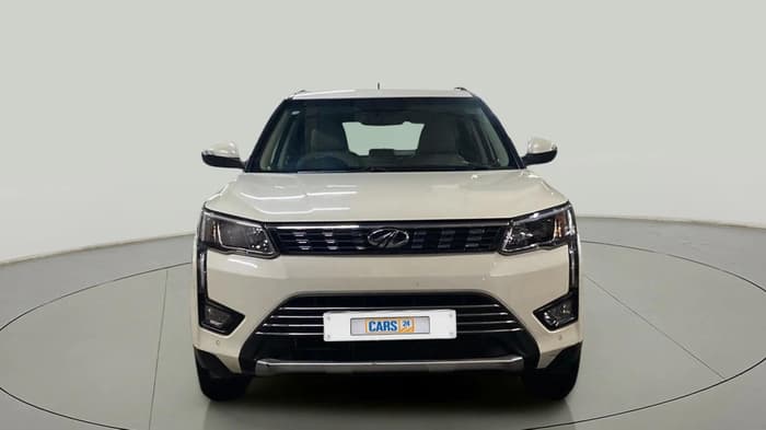 2021 Mahindra XUV300 W8 (O) 1.2 PETROL AMT, Petrol, Automatic, 17,793 km, Front