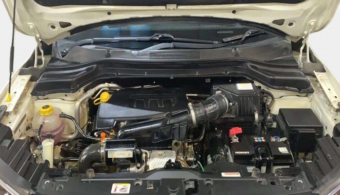 2021 Mahindra XUV300 W8 (O) 1.2 PETROL AMT, Petrol, Automatic, 17,793 km, Engine View