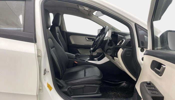2022 Tata ALTROZ XZ PLUS DIESEL, Diesel, Manual, 41,517 km, Right Side Front Door Cabin