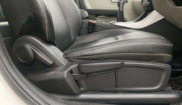 2022 Tata ALTROZ XZ PLUS DIESEL, Diesel, Manual, 41,517 km, Driver Side Adjustment Panel