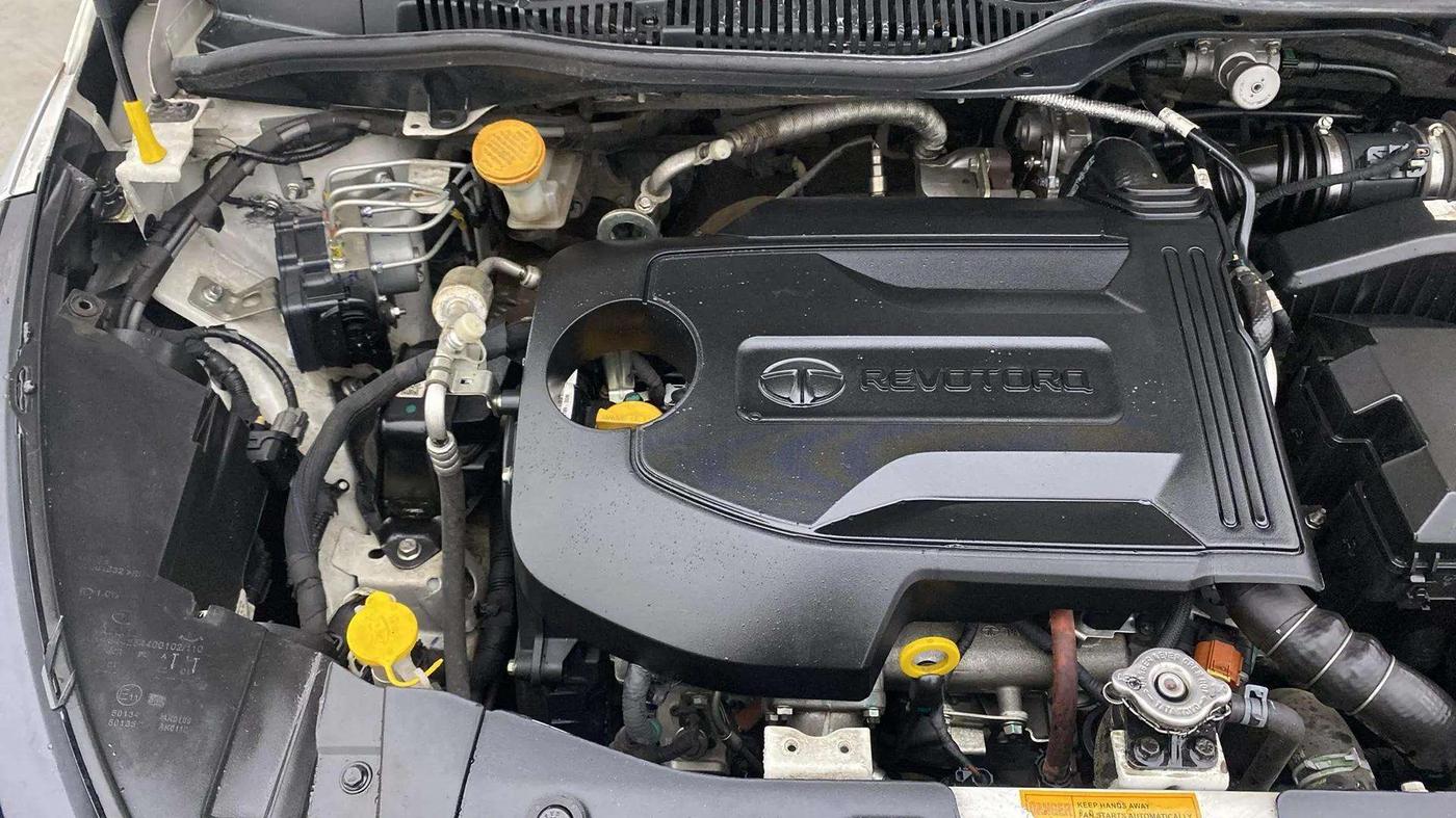 2022 Tata ALTROZ XZ PLUS DIESEL, Diesel, Manual, 41,517 km, Engine View - Right