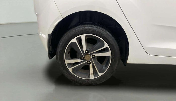 2022 Tata ALTROZ XZ PLUS DIESEL, Diesel, Manual, 41,517 km, Right Rear Wheel