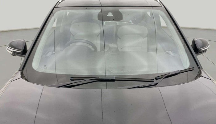 2023 MG ASTOR SAVVY 1.5 CVT, Petrol, Automatic, 15,356 km, Front Windshield