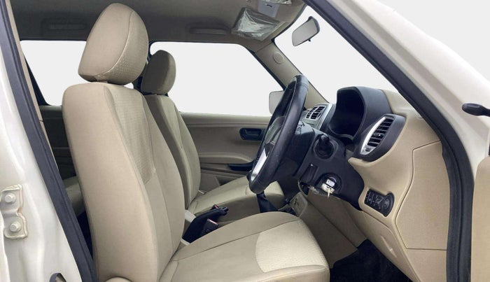 2024 Mahindra BOLERO NEO N 8, Diesel, Manual, 37,580 km, Right Side Front Door Cabin