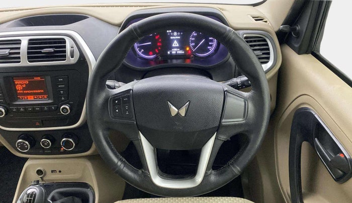 2024 Mahindra BOLERO NEO N 8, Diesel, Manual, 37,580 km, Steering Wheel Close Up