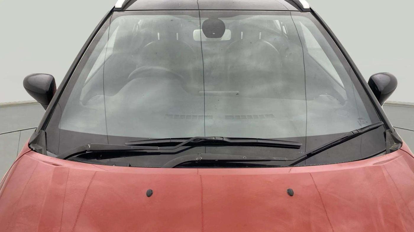 2019 Nissan Kicks XV PREMIUM DIESEL, Diesel, Manual, 40,149 km, Front Windshield