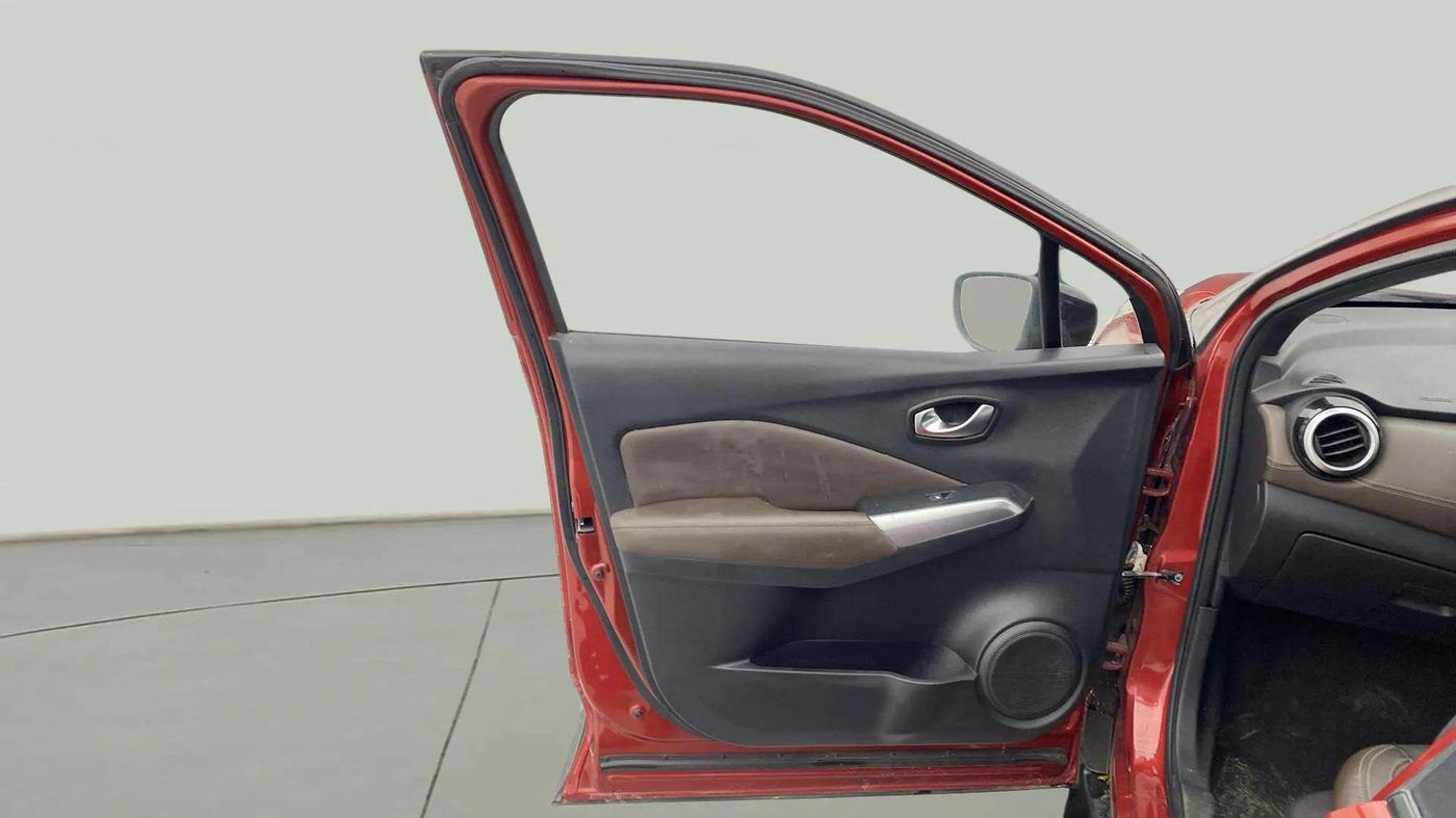 2019 Nissan Kicks XV PREMIUM DIESEL, Diesel, Manual, 40,149 km, LHS Front Door
