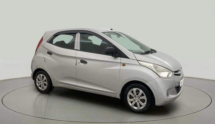 2017 Hyundai Eon MAGNA +, CNG, Manual, 76,968 km, Right Front Diagonal