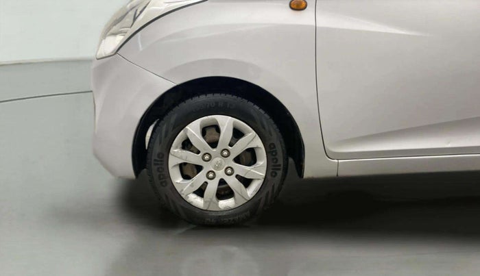 2017 Hyundai Eon MAGNA +, CNG, Manual, 76,968 km, Left Front Wheel