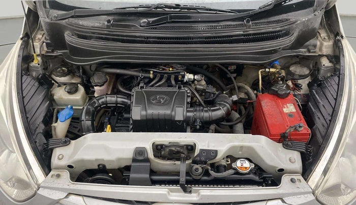 2017 Hyundai Eon MAGNA +, CNG, Manual, 76,968 km, Engine View