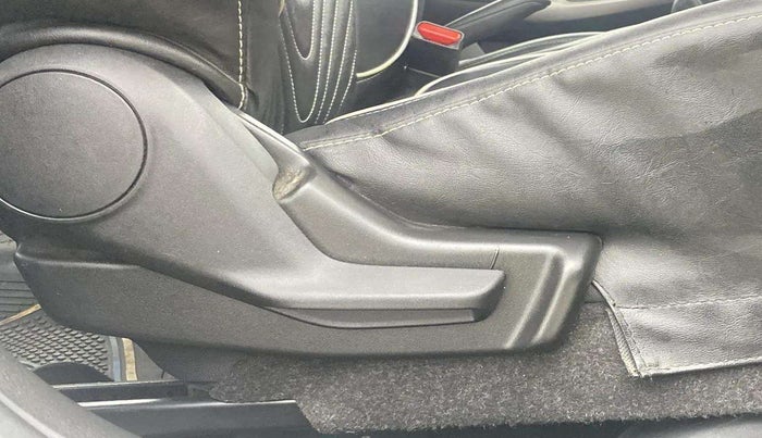 2019 Maruti Baleno DELTA PETROL 1.2, Petrol, Manual, 52,210 km, Driver Side Adjustment Panel