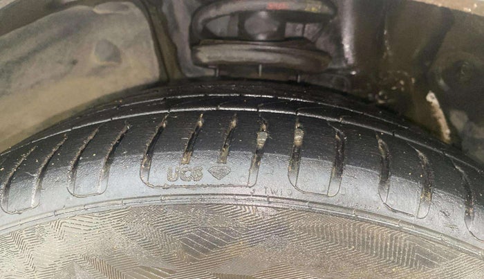 2021 MG ASTOR SHARP 1.5 CVT, Petrol, Automatic, 29,488 km, Left Front Tyre Tread
