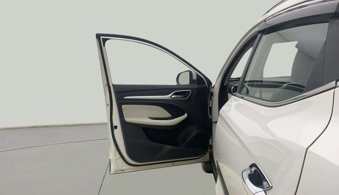 2021 MG ASTOR SHARP 1.5 CVT, Petrol, Automatic, 29,488 km, LHS Front Door