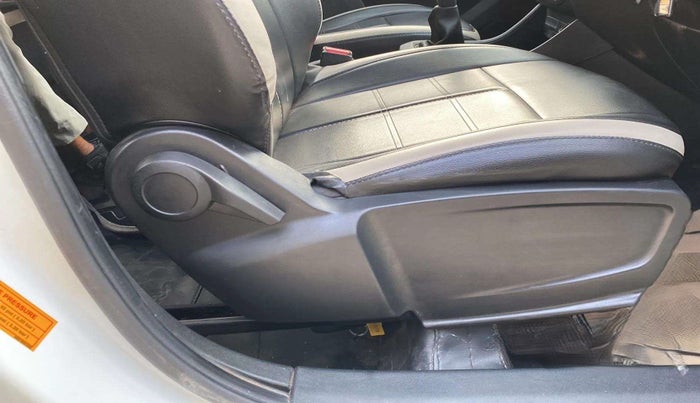 2022 Tata PUNCH ADVENTURE MT, Petrol, Manual, 43,284 km, Driver Side Adjustment Panel