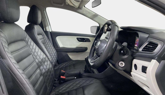 2024 Tata ALTROZ XM PLUS CNG, CNG, Manual, 15,960 km, Right Side Front Door Cabin