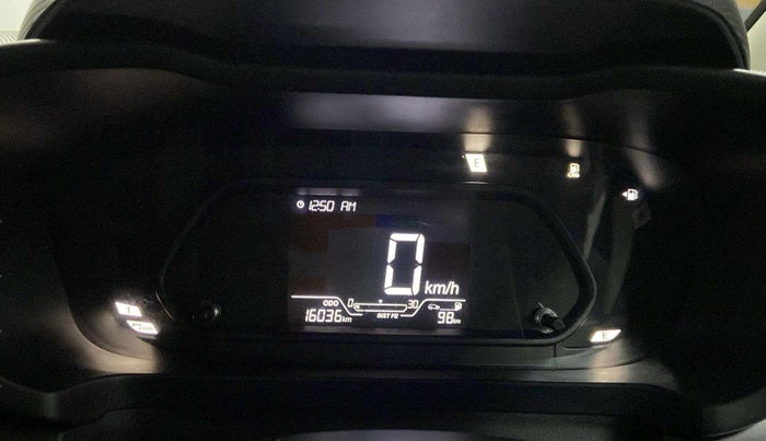 2024 Tata ALTROZ XM PLUS CNG, CNG, Manual, 15,960 km, Odometer Image