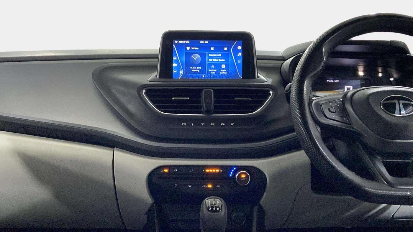 2024 Tata ALTROZ XM PLUS CNG, CNG, Manual, 16,196 km, Air Conditioner