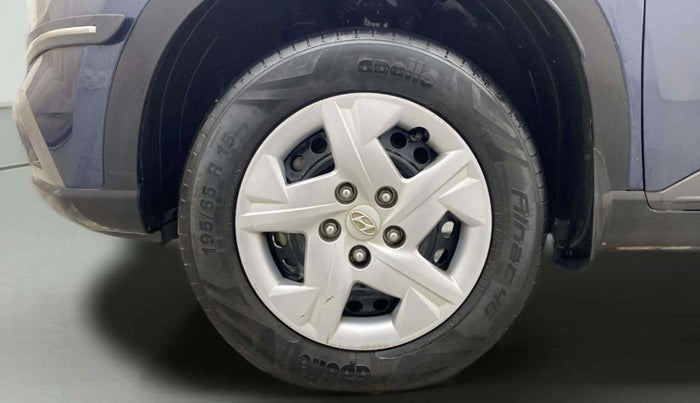2021 Hyundai VENUE S 1.2, Petrol, Manual, 36,966 km, Left Front Wheel