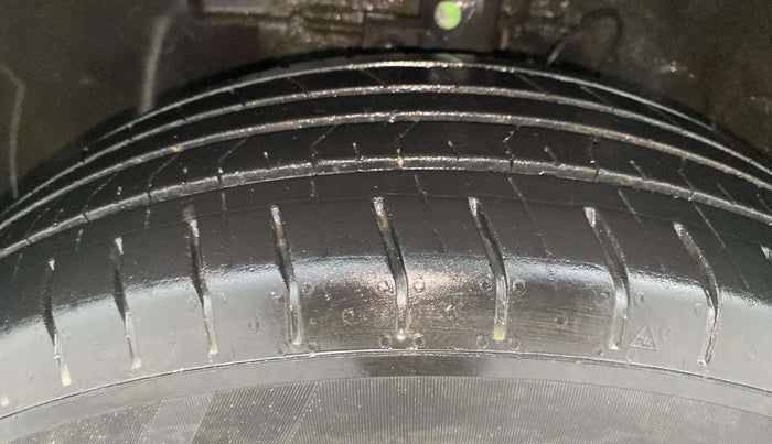 2021 Hyundai VENUE S 1.2, Petrol, Manual, 36,966 km, Left Front Tyre Tread
