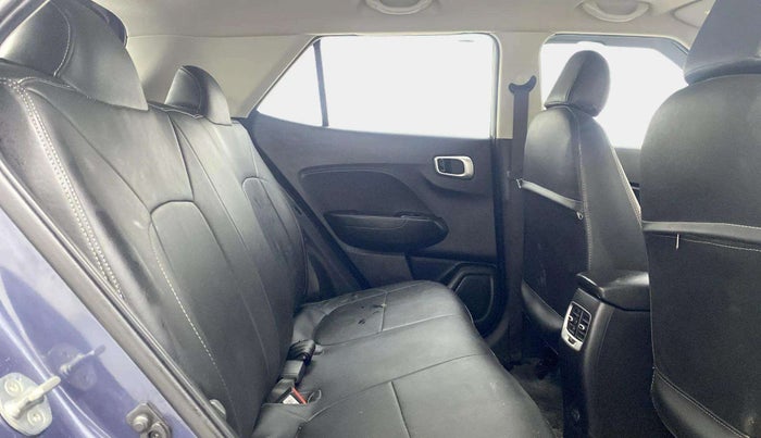 2021 Hyundai VENUE S 1.2, Petrol, Manual, 36,966 km, Right Side Rear Door Cabin