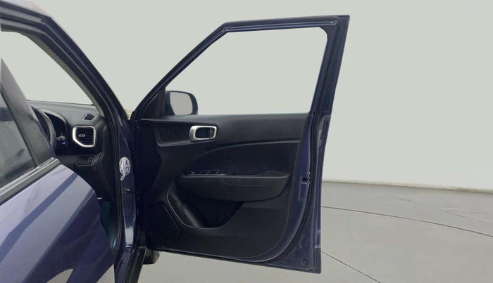2021 Hyundai VENUE S 1.2, Petrol, Manual, 36,966 km, RHS Front Door