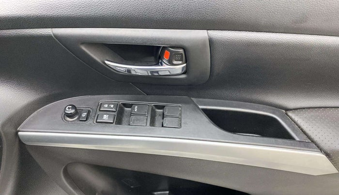 2020 Maruti S Cross ALPHA 1.5, Petrol, Manual, 73,293 km, Driver Side Door Panels Control