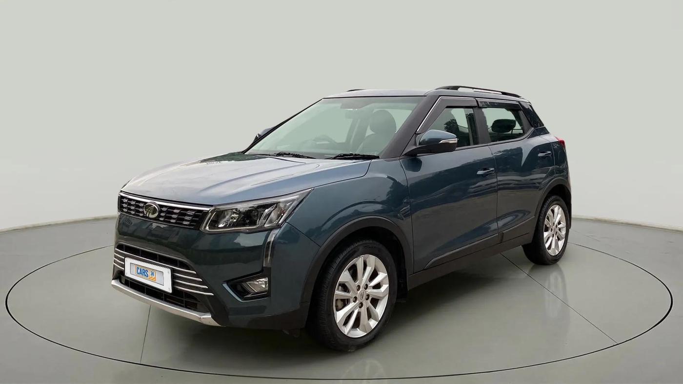 2022 Mahindra XUV300 W8 1.5 DIESEL, Diesel, Manual, 48,030 km, Left Front Diagonal