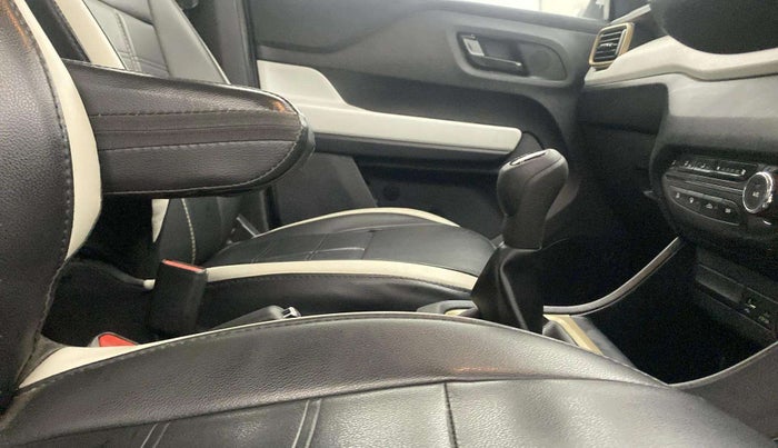 2023 Tata PUNCH ACCOMPLISHED MT CNG, CNG, Manual, 26,740 km, Gear Lever
