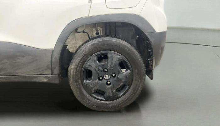 2023 Tata PUNCH ACCOMPLISHED MT CNG, CNG, Manual, 26,740 km, Left Rear Wheel
