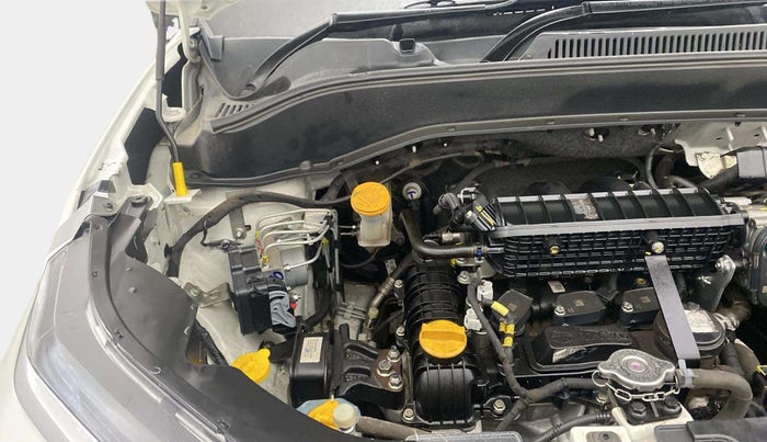 2023 Tata PUNCH ACCOMPLISHED MT CNG, CNG, Manual, 26,740 km, Engine View - Right