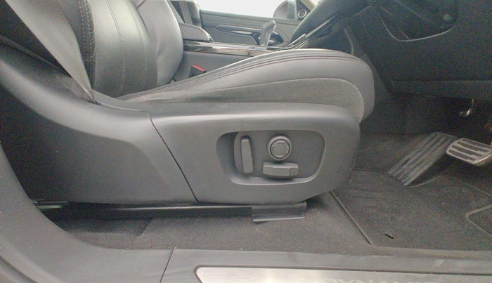 2020 Landrover Range Rover Evoque DYNAMIC SE, Diesel, Automatic, 57,503 km, Driver Side Adjustment Panel