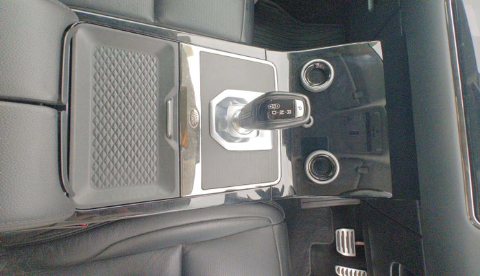 2020 Landrover Range Rover Evoque DYNAMIC SE, Diesel, Automatic, 57,503 km, Gear Lever
