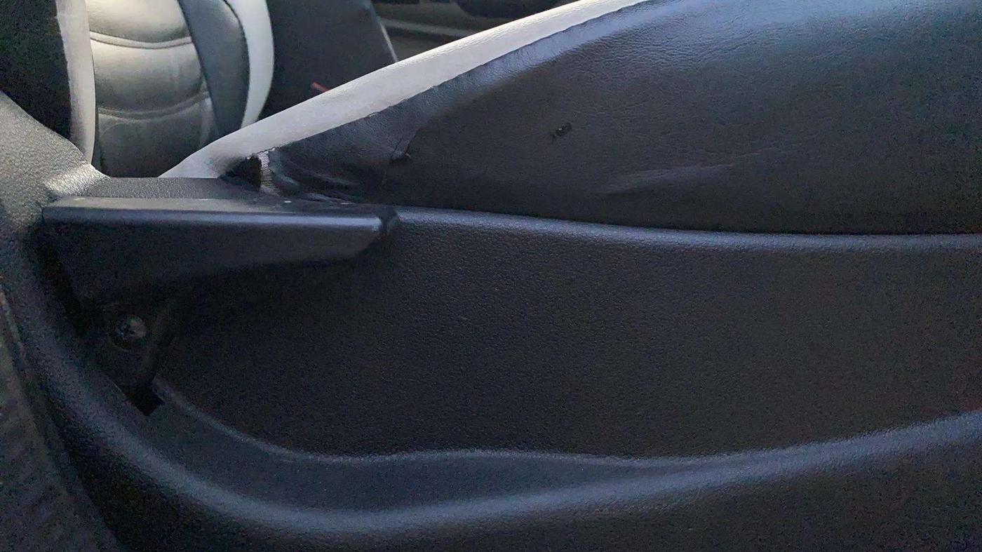 2019 Tata Tiago XE PETROL, CNG, Manual, 31,874 km, Driver Side Adjustment Panel