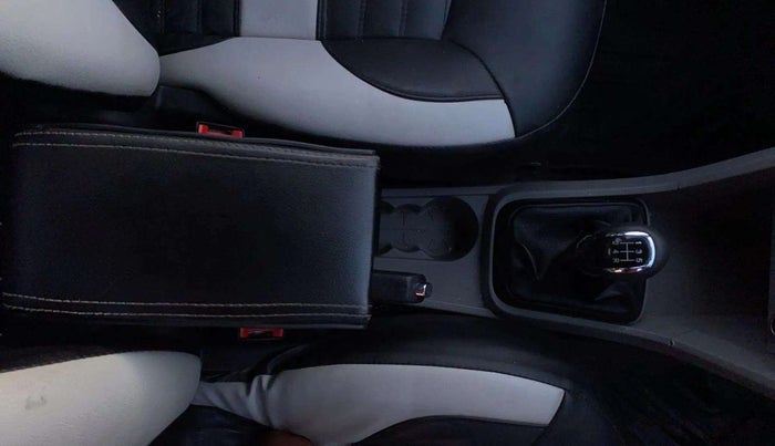 2019 Tata Tiago XE PETROL, CNG, Manual, 31,947 km, Gear Lever