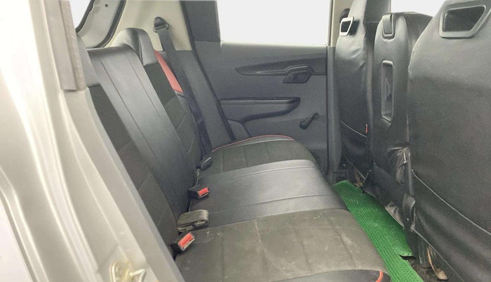 2018 Mahindra KUV 100 NXT K2+ P 6 STR, Petrol, Manual, 41,413 km, Right Side Rear Door Cabin