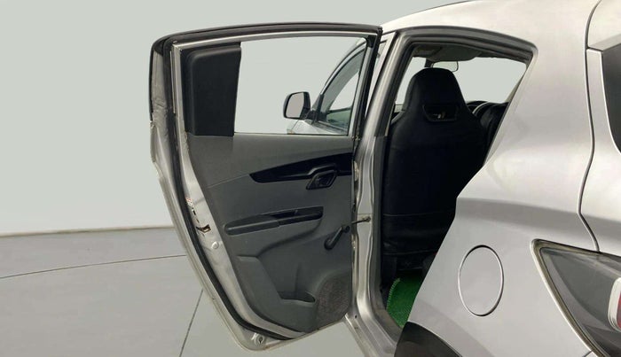 2018 Mahindra KUV 100 NXT K2+ P 6 STR, Petrol, Manual, 41,413 km, LHS Rear Door