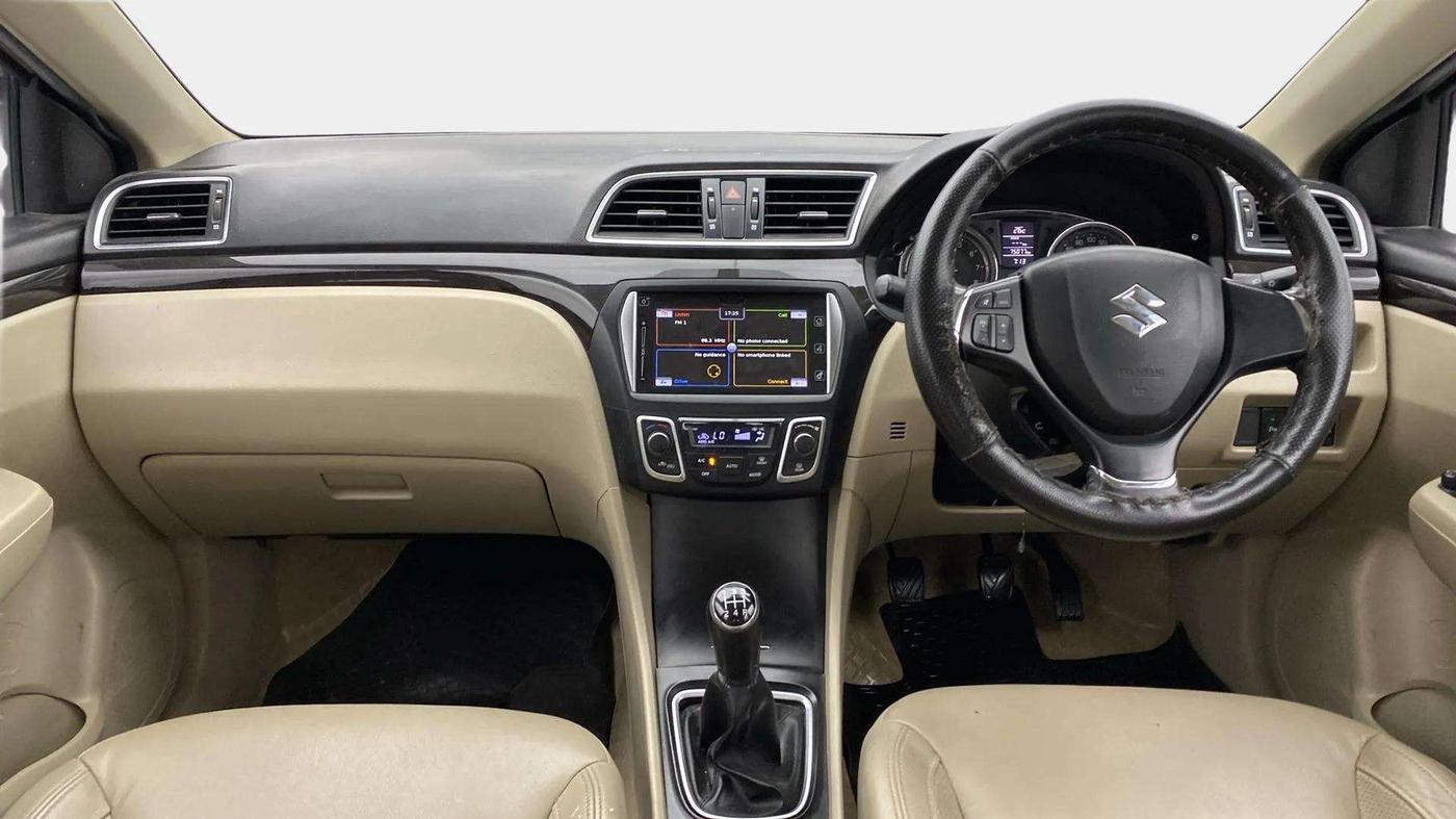 2016 Maruti Ciaz ZXI+, Petrol, Manual, 75,073 km, Dashboard