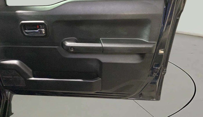2023 Maruti JIMNY ALPHA ALL GRIP PRO MT, Petrol, Manual, 55,067 km, Driver Side Door Panels Control